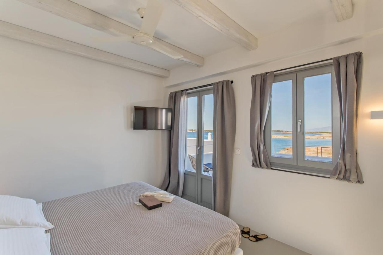 Paros Cape Suites Náousa Buitenkant foto